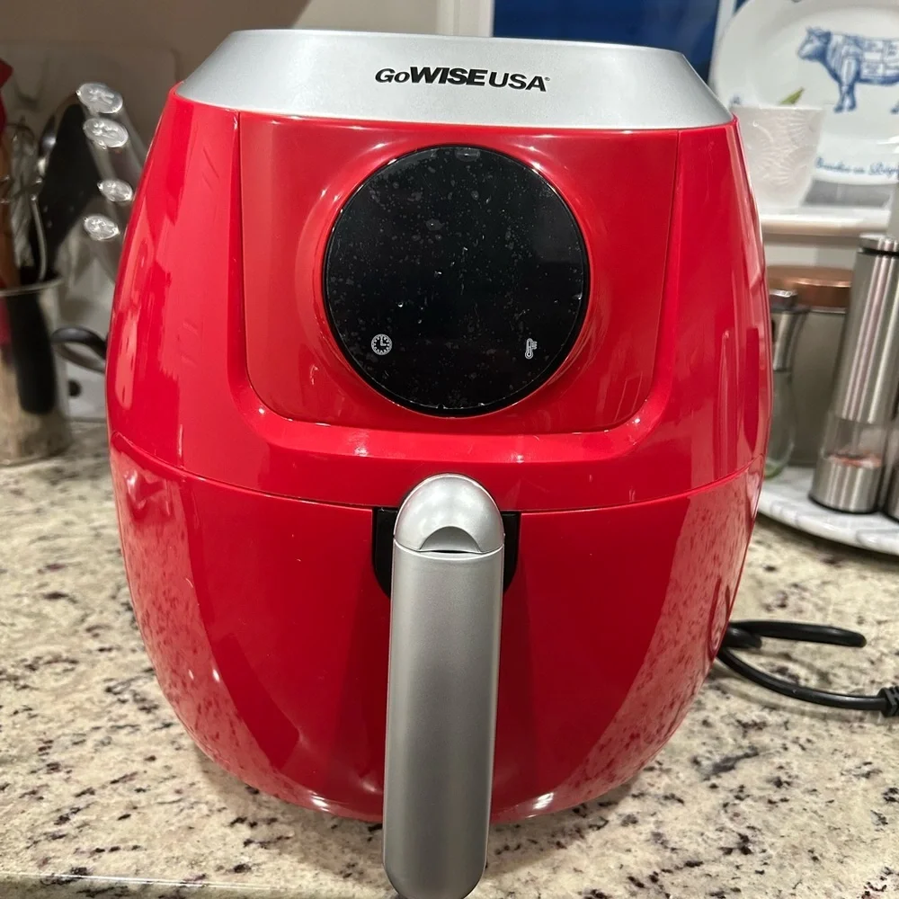 Go Wise Digital Air Fryer 5 Quart Red